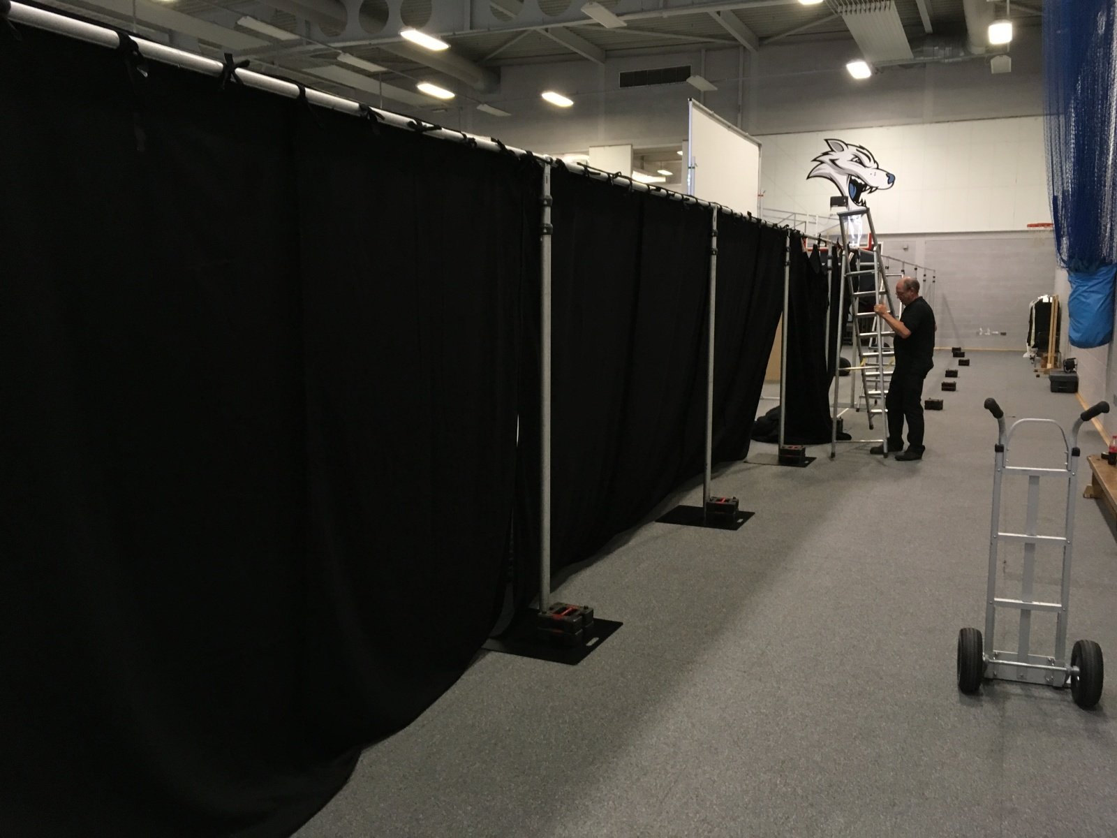 Exhibition Hall Build